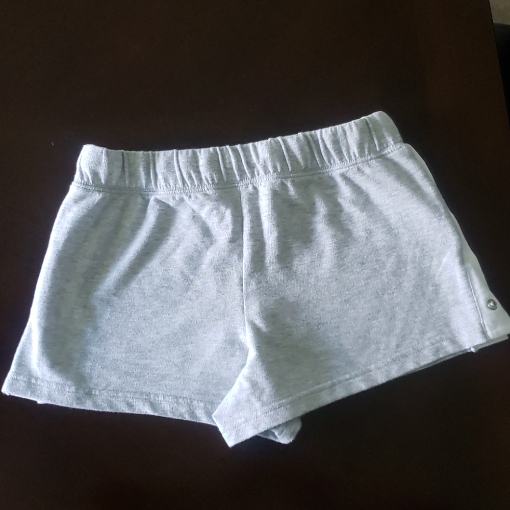 Colorblock Side Button Snap Varsity Shorts - Picture 3 of 3